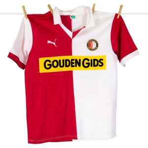 1983 - 1984, PUMA Feyenoord Thuisshirt, Sponsor Gouden Gids