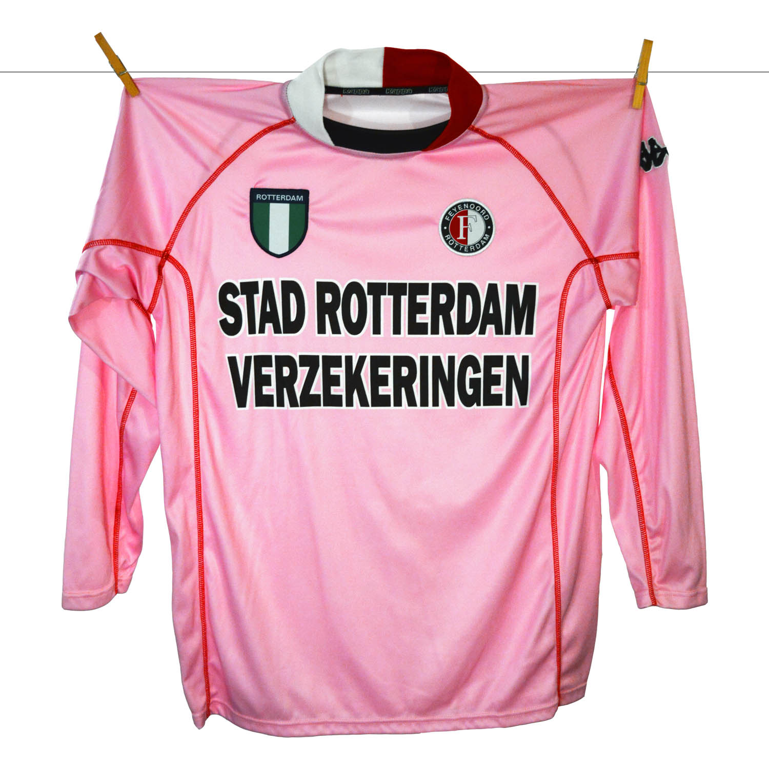 haat Fictief riem Feyenoord ziet af van roze shirt – The Feyenoord Matchworn Shirt Collection